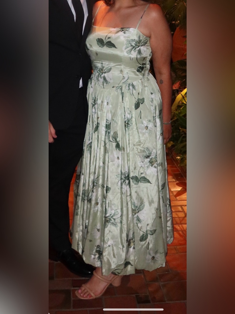 Abercrombie & Fitch Light Green Floral Midi Dress - Picture 2 of 3